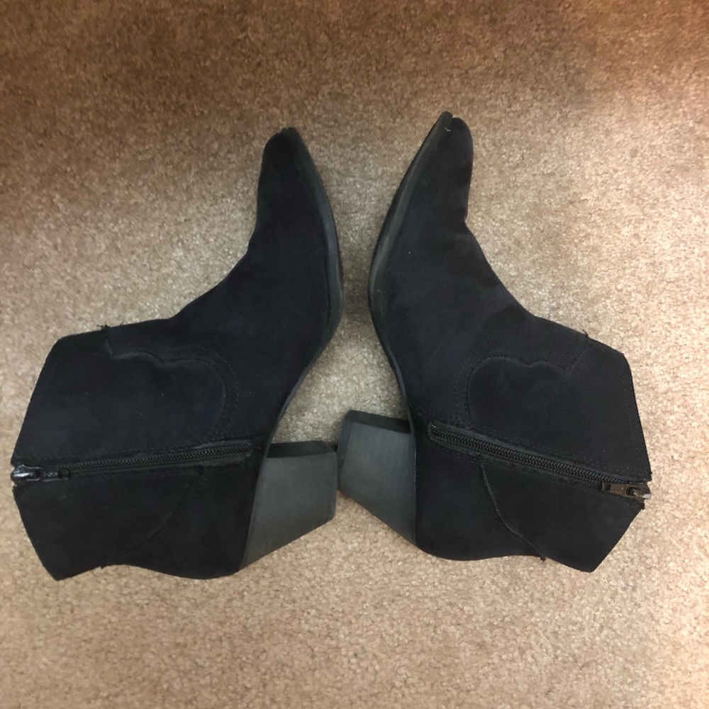 Size 8 black booties